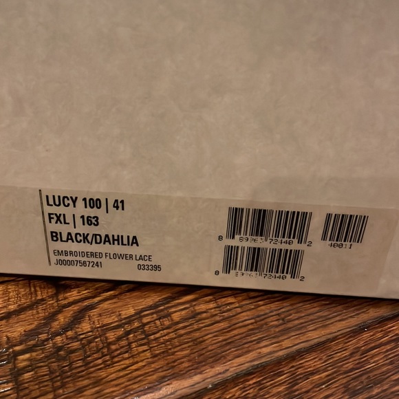 Jimmy Choo “Lucy 100” Pumps - Picture 7 of 8